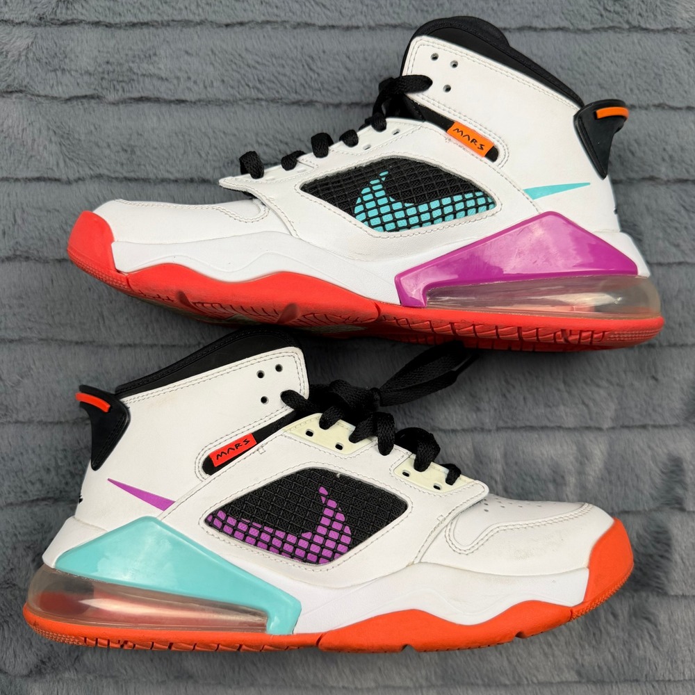 Jordan Mars 270 GS White Hyper Violet Sneakers BQ6508-102 Kids 7Y